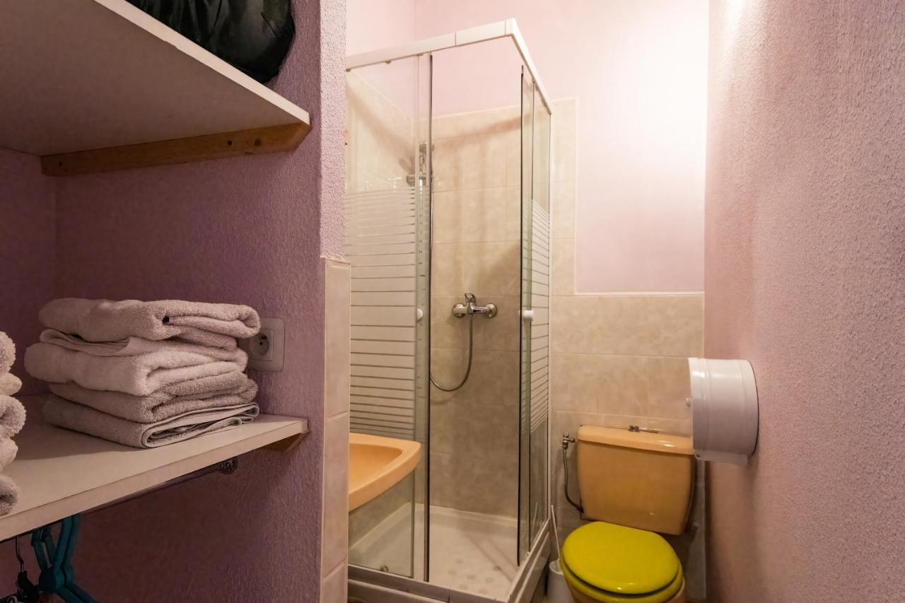 Hotel De La Gare Latresne 외부 사진