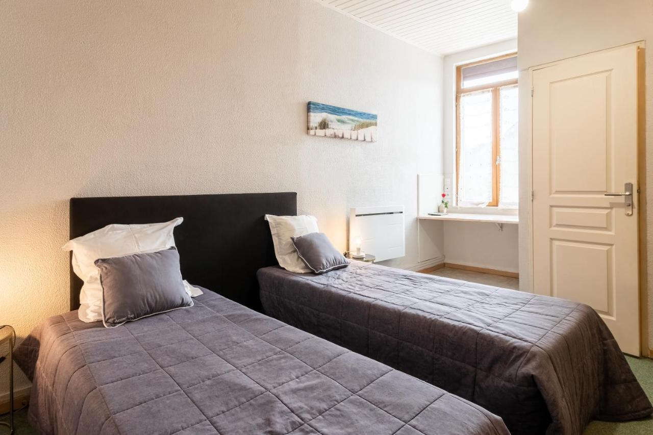 Hotel De La Gare Latresne 외부 사진